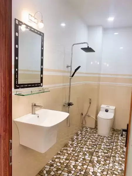 Bán nhà nguyên căn 2 tầng tại Lư Cấm – Ngọc Hiệp, Nha Trang