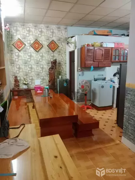 BÁN NHÀ CẤP 4 MẶT TIỀN ĐƯỜNG LÊ HỒNG PHONG - TT KHÁNH VĨNH.