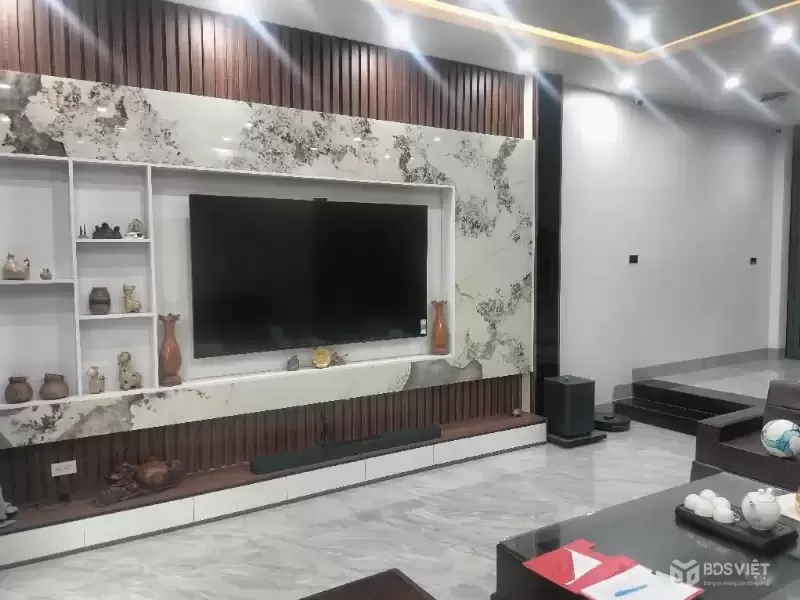 Nhà Phú Diễn 63m², 6 tầng, 5PN – Ô tô tránh, 2 thoáng, ngõ to hơn phố
