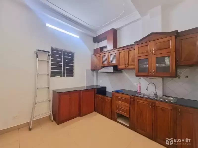 THỤY KHUÊ 31M GIÁ 8,3 TỶ NGÕ RỘNG,2 THOÁNG,DÂN XÂY,CÁCH PHỐ 15M,NỞ HẬU ĐẸP