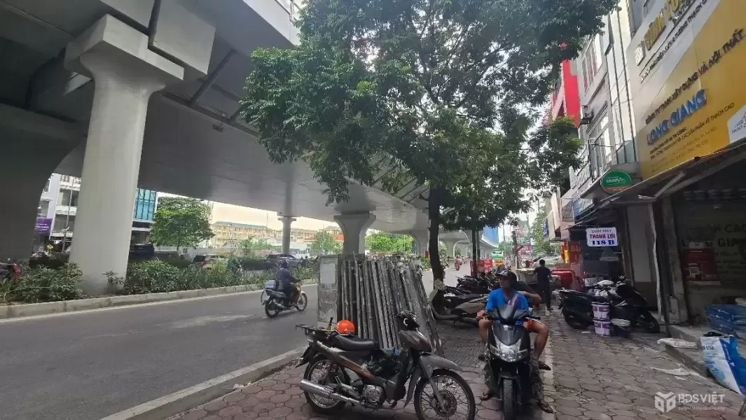 Cực phẩm MP Trường Chinh ĐĐ 9T 154m2 MT7.3m 125 tỷ 2 mặt phố dòng tiền khủng