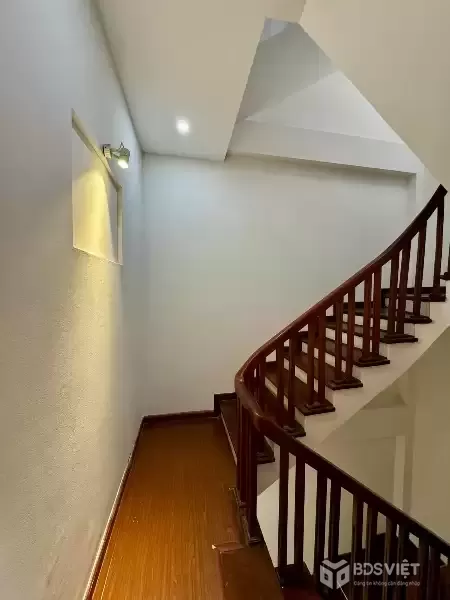 CẦN BÁN NHÀ VƯƠNG THỪA VŨ - LÔ GÓC - MẶT NGÕ KINH DOANH - Ô TÔ TRÁNH - 5 NHÀ RA PHỐ