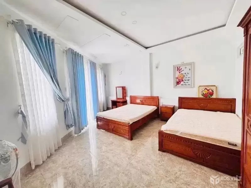 Rẻ nhất các khu đô thị Nha Trang.  - Nhà 3 tầng mặt tiền đường nhựa 13m, mới tinh, về ở ngay. 