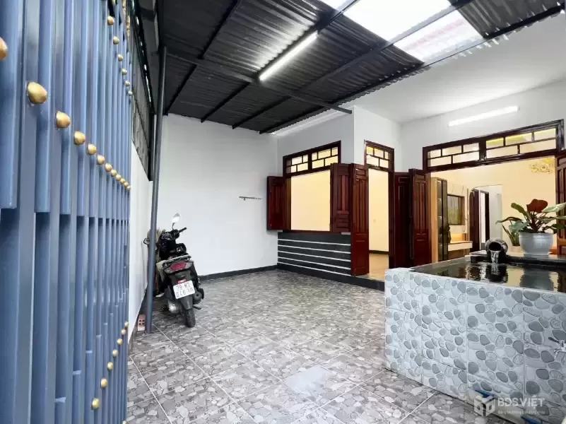 Căn nhà hẽm Cầu Dứa Phú Nông ngay Trung tâm phường Tây Nha Trang sát cạnh chợ,bách hóa xanh