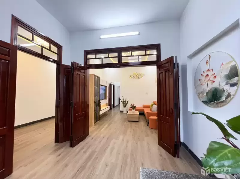Căn nhà hẽm Cầu Dứa Phú Nông ngay Trung tâm phường Tây Nha Trang sát cạnh chợ,bách hóa xanh