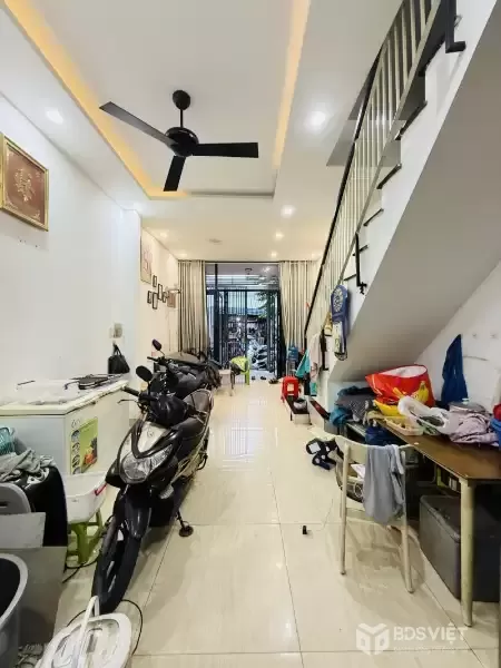 Ôtô Tới Cửa Nhà Đẹp 2 tầng Vị Trí Vàng Gần Aeon Mall Tân Phú nhỉnh 4Đ