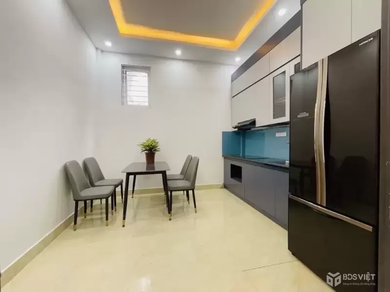 HOÀNG SÂM DT 35M CHỈ 7,35 TỶ PHÂN LÔ,2 THOÁNG,Ô TÔ TRÁNH 15M,FULL NỘI THẤT