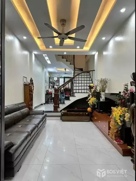 BÁN NHÀ ĐẸP THỤY PHƯƠNG - 35M2 - 5 TẦNG - GIÁ HƠN 6 TỶ - ĐỂ Ở - HOẶC KINH DOANH