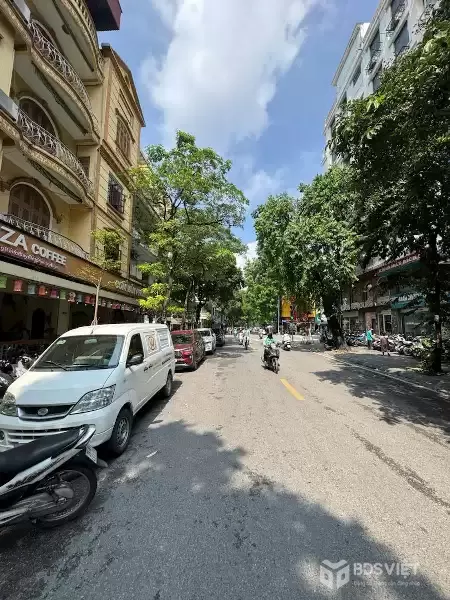 MẶT PHỐ HÒA MÃ - HÀ NỘI - KINH DOANH - DÒNG TIỀN - VỊ TRÍ ĐẮC ĐỊA