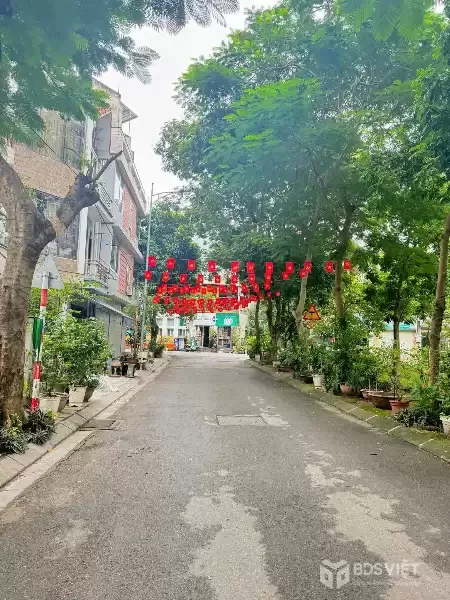 LÔ GÓC - VIEW HỒ - KHU PHÂN LÔ TĐC THANH AM - LONG BIÊN - GẦN CẦU ĐUỐNG