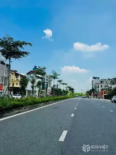BÁN ĐẤT MẶT HỒ TAI TRÂU, GẦN MIPEC LONG BIÊN