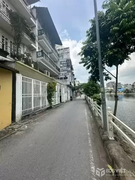 BÁN ĐẤT MẶT HỒ TAI TRÂU, GẦN MIPEC LONG BIÊN