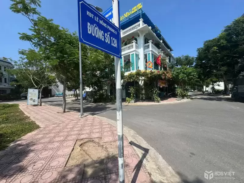 Cho thuê toà nhà CĂN GÓC 2 MẶT TIỀN VIEW trực diện CÔNG VIÊN GẦN SÔNG 