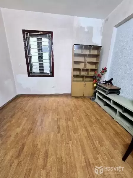 Bán nhà Tây Hồ Xuân La 35m2, 4T, 2 mặt ngõ, ô tô đỗ cửa, gần Hồ Tây