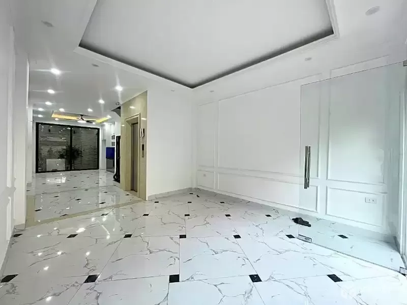Nhà mới siêu hiếm - Tập thể Đặc công Thanh Trì - 6 tầng thang máy - Ô tô ngủ trong nhà