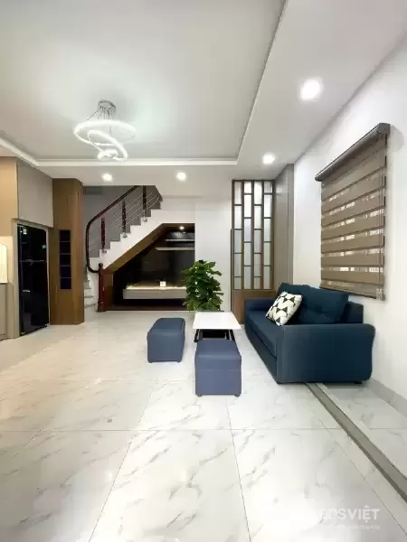 Bán Nhà  Ngõ Thống Nhất 28/33m2.  5 tầng. mặt tiền 5.5m. giá 8.6 tỷ Hai Bà Trưng Hà Nội