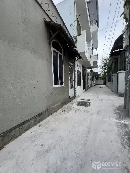 NHÀ 3 TẦNG HẺM Ô TÔ GẦN MAI XUÂN THƯỞNG - GẦN BIỂN 