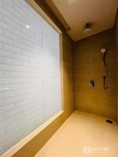 bán căn Goldcost view hồ bơi và xéo biển tầng 14, DT 52m2