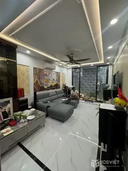 Bán nhà 58m2, 6 tầng ô tô tránh, gần công viên lớn Hà Nội – Cầu Diễn