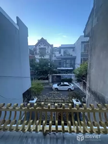 NHÀ 3 TẦNG VŨ TRỌNG PHỤNG , GẦN TRƯỜNG QUỐC TẾ, SIÊU THỊ- CHỈ 7,X TỶ ĐỒNG - LH: 0917361553*