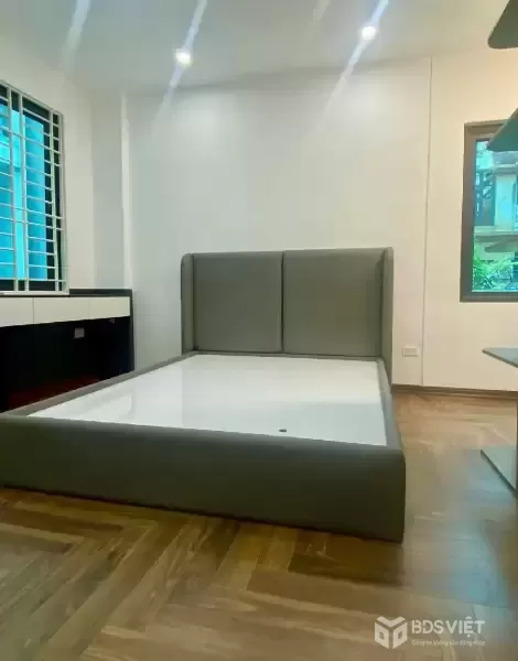BÁN GẤP NHÀ ĐẸP PHỐ YÊN HÒA, LÔ GÓC CỰC THOÁNG, AN SINH ĐỈNH – 5T, 7.75 TỶ