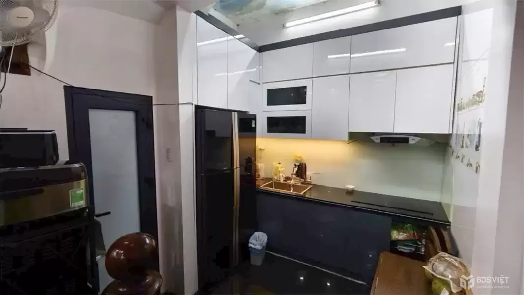 Nhà 42m2, 5 tầng, ngay sát đường Tây Thăng Long, mặt tiền 4,2m