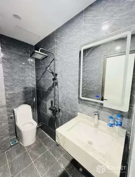 TRUNG TÂM  HỌC VIÊN TÀI CHÍNH - DT53M2 - 6 TẦNG - GIÁ 12 TỶ - NGỖ Ô TÔ - THANG MÁY