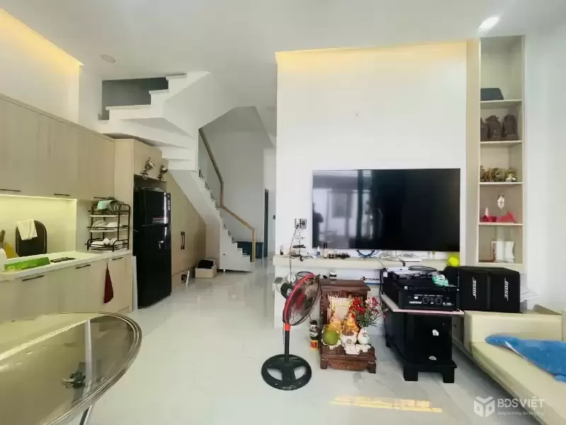 BÁN CĂN NHÀ 2 TẦNG ĐẸP GẦN BV MẮT VĨNH HIỆP - PHƯỜNG TÂY NHA TRANG