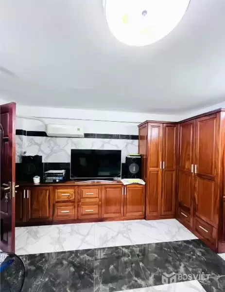 CẦN BÁN GẤP CĂN HỘ DỊCH VỤ MẶT TIỀN TẠ QUANG BỬU, DÒNG TIỀN ỔN ĐỊNH 40 TRIỆU/THÁNG