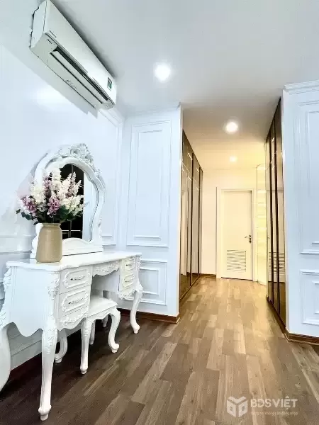 Căn hoa hậu, vị trí đẹp – nội thất full hiện đại