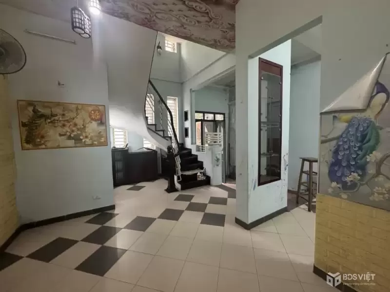 Bán nhà Xuân Đỉnh 35m2, 5 tầng, cách ô tô tránh 20m, giá 5.5 tỷ