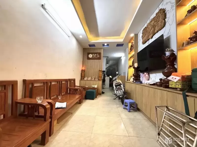 Bán nhà Xuân Đỉnh 34m2, 3 tầng, 15m ra ô tô, giá 5.4 tỷ