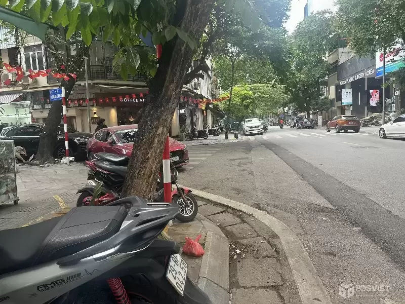 Siêu phẩm 2 mặt phố chỉ 585tr/m2 – 139m² Hoà Mã – Phùng Khắc Khoan chỉ 82tỷ bao ra sổ