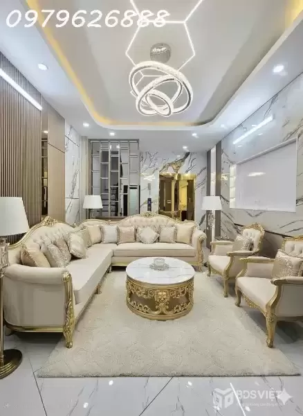 SIÊU PHẨM NHÀ PHỐ HOÀNG QUỐC VIỆT. FULL NỘI THẤT CAO CẤP, THANG MÁY,  Ô TÔ VÀO NHÀ. CHỈ VIỆC XÁCH VALI VỀ Ở. 30x5T