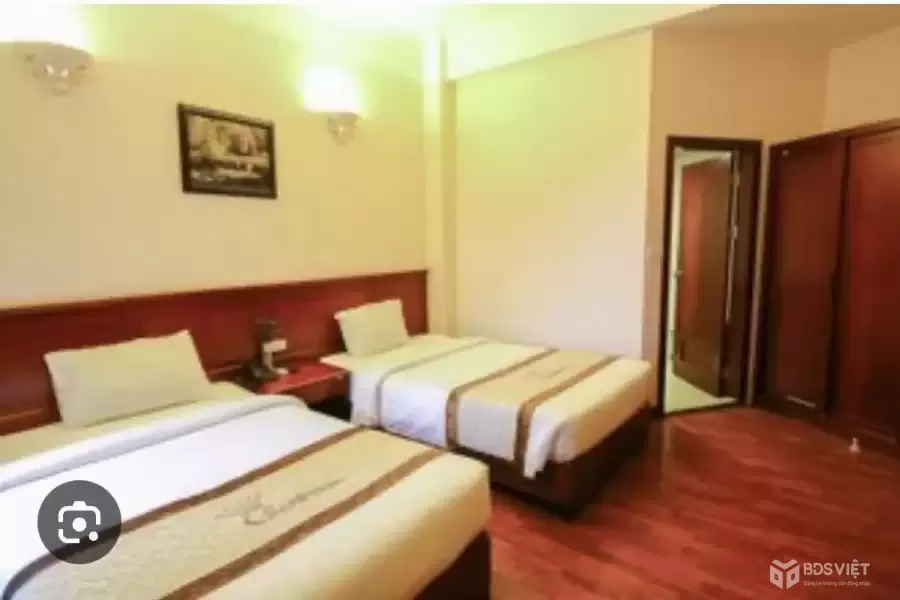 Siêu phẩm Khách sạn 7 tầng Vũ Tông Phan TX 115m2 cho thuê 100tr giá 55 tỷ view sông Tô Lịch xanh mướt