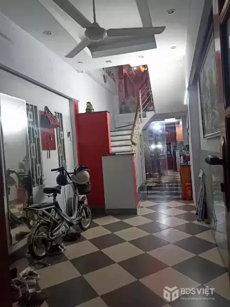THỤY KHUÊ 44M x5 TẦNG-8,8 TỶ-10M RA PHỐ,VÀI BƯỚC RA HỒ TÂY
