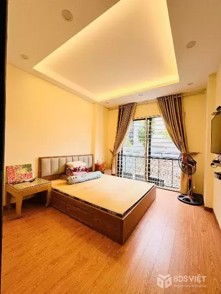 NGỌC THUỴ LONG BIÊN 40M2 , gần ô tô gần đường 40m, ở sướng