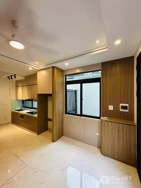 BÁN NHÀ LONG BIÊN 5 TẦNG LÔ GÓC - Ô TÔ ĐỖ CỬA - FULL NỘI THẤT nhỉnh 6 tỷ