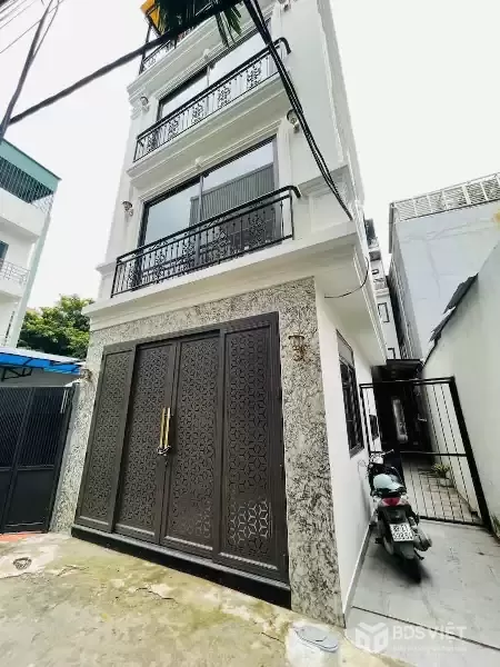 BÁN NHÀ LONG BIÊN 5 TẦNG LÔ GÓC - Ô TÔ ĐỖ CỬA - FULL NỘI THẤT nhỉnh 6 tỷ