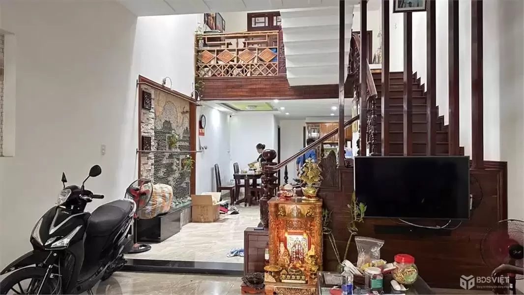 Nhà 3 Tầng - Hoàng Thúc Trâm - 90 m2 - Hoà Cường Bắc - Hải Châu. Nhà Thiết Kế Đẹp - Hiện Đại . Giá hợp lý