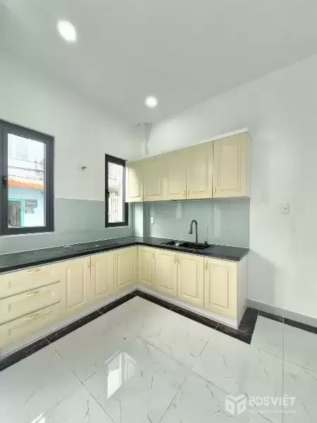 Nhà cấp 4 diện tích gần 90m² chỉ % tỷ 9, hẻm ô tô 1627 Huỳnh Tấn Phát, Q7