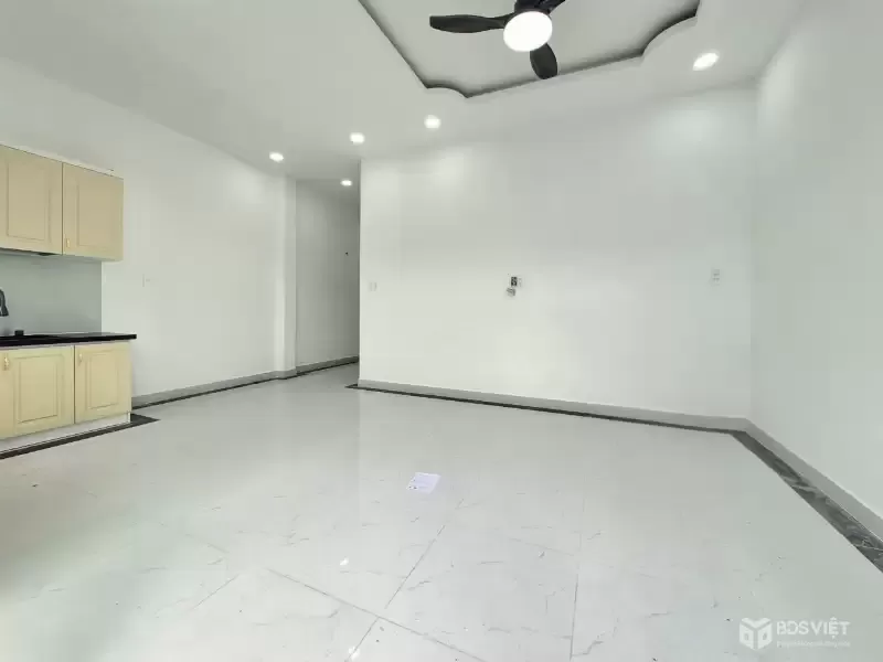 Nhà cấp 4 diện tích gần 90m² chỉ % tỷ 9, hẻm ô tô 1627 Huỳnh Tấn Phát, Q7