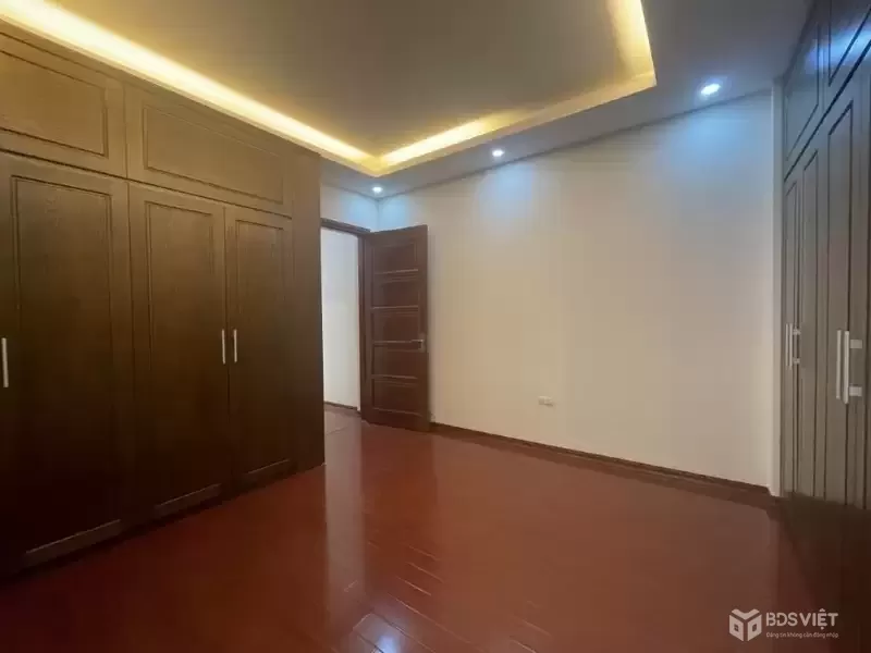 Bán nhà Tây Hồ 60m2, 6 tầng thang máy, mặt tiền đẹp, kinh doanh sầm uất