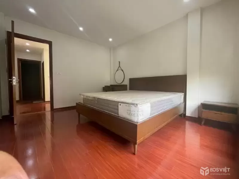 Bán nhà Tây Hồ 60m2, 6 tầng thang máy, mặt tiền đẹp, kinh doanh sầm uất