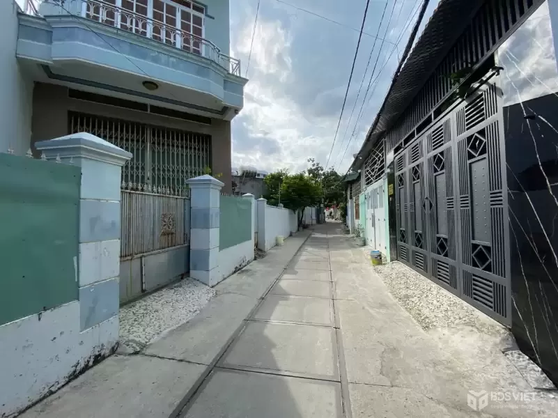 Bán đất tặng nhà cấp 4 toạ lạc tại Hoà Tây - phường Bắc Nha Trang