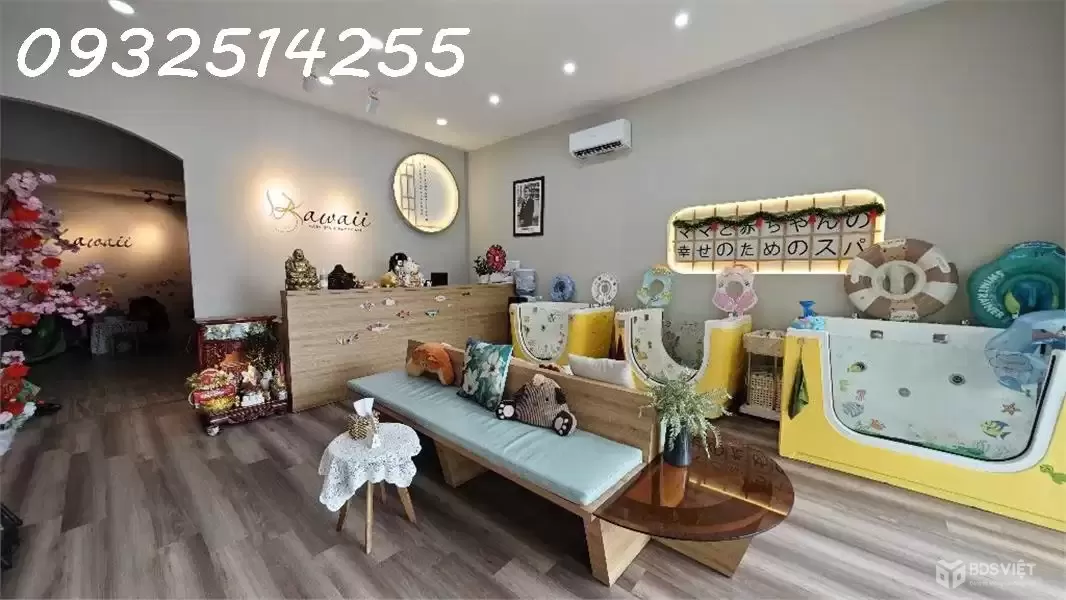 Bán nhà mặt phố Phan Chu Trinh, Hải Châu, Đà Nẵng. DT 109m2, 4 tầng, 6PN. Giá 19.8 tỷ, sổ đỏ. LH: 0932514255