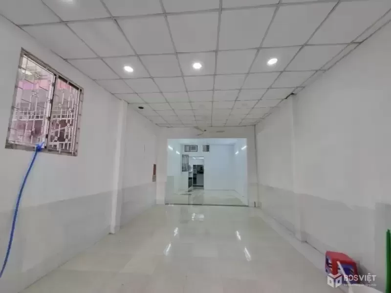 Bán Nhà Đường Hoàng Ngọc Phách - 95m2, Ngang 4m7 - Hẻm 10m xe tải thông