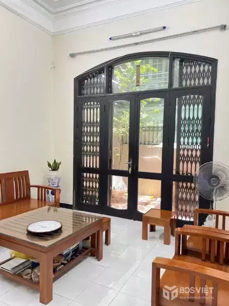 Lạc Long Quân - dân xây - lô góc - 70m - 11,7 tỷ