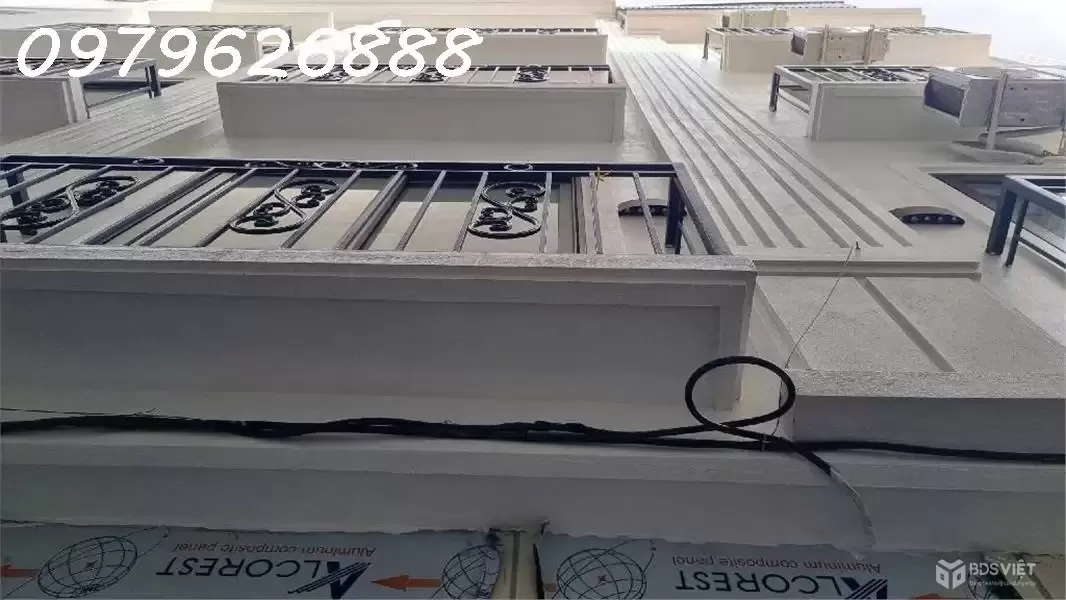 BÁN NHÀ NHÀ PHỐ TRUNG PHỤNG, THANG MÁY NK, VF3 QUA CỬA, NGÕ THÔNG CÁC NGẢ. 40X5T