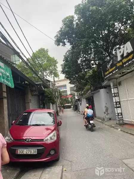 Ô TÔ TRÁNH - KINH DOANH - LÔ GÓC ĐẤT TO NGỌC THỤY LONG BIÊN TIỀM NĂNG LỚN